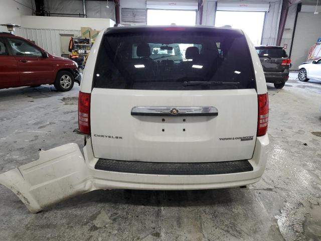 Photo 6 from auction – 2010 CHRYSLER TOWN & COU with VIN 2A4RR5D1XAR492731