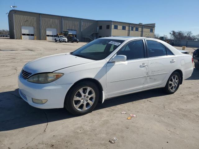TOYOTA CAMRY LE 2005 with VIN JTDBF32K350164485 - Photo from auction