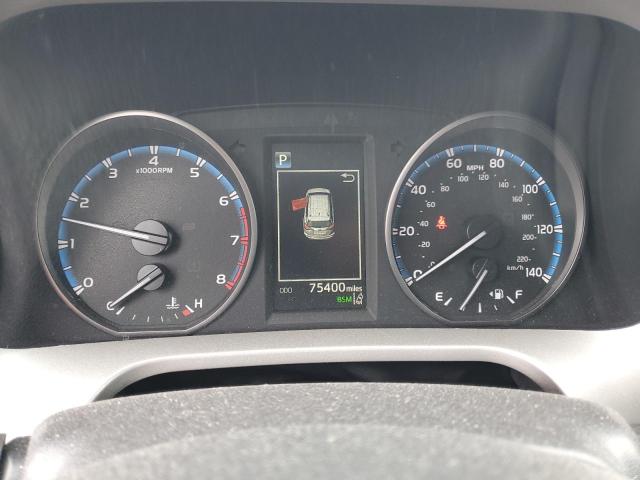 Photo 9 from auction – 2017 TOYOTA RAV4 XLE with VIN 2T3WFREV1HW392236