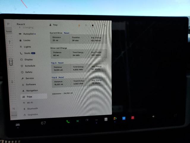 Photo 9 from auction – 2022 TESLA MODEL S with VIN 5YJSA1E68NF460377