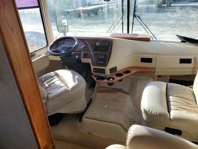 Photo 5 from auction – 2002 GULF STREAM SUN STREAM with VIN 5B4MP67G023347533
