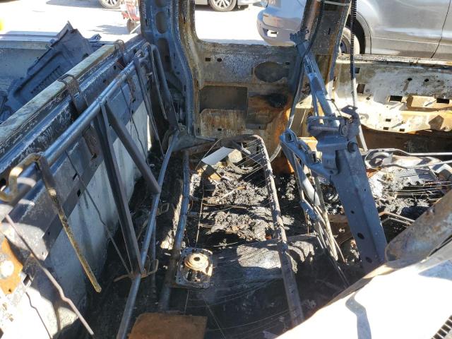 Photo 10 from auction – 2002 CHEVROLET SILVERADO with VIN 2GCEC19T421187458