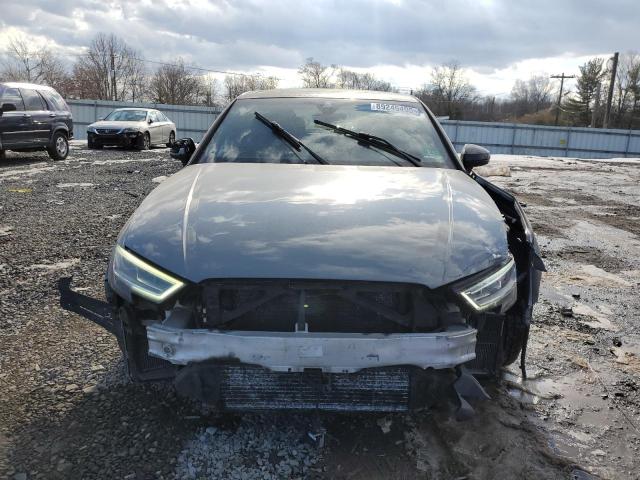 Photo 2 from auction – 2018 AUDI RS3 with VIN WUABWGFF1J1906295