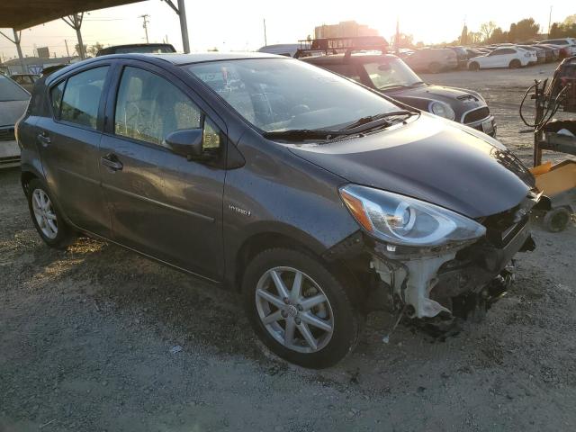 Photo 4 from auction – 2015 TOYOTA PRIUS C with VIN JTDKDTB3XF1087995