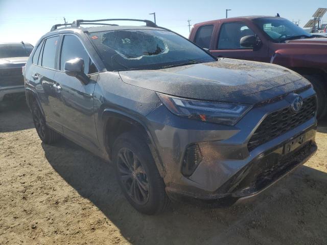 Photo 4 from auction – 2022 TOYOTA RAV4 SE with VIN 4T3T6RFV6NU104739
