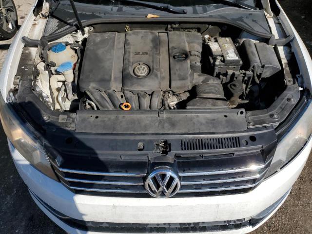 Photo 11 from auction – 2014 VOLKSWAGEN PASSAT S with VIN 1VWAP7A31EC003770