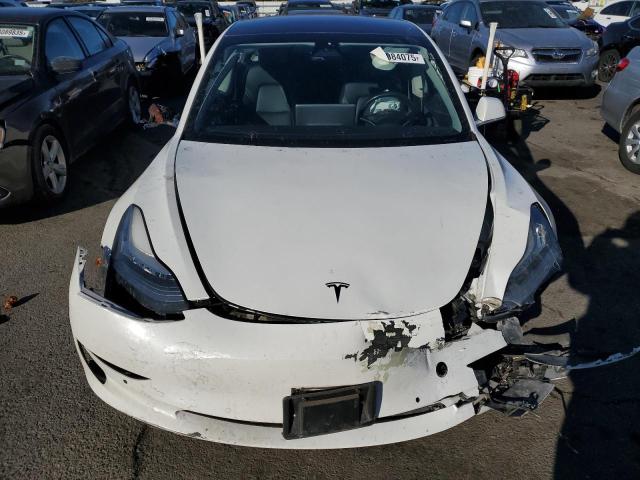 Photo 5 from auction – 2019 TESLA MODEL 3 with VIN 5YJ3E1EB2KF199653