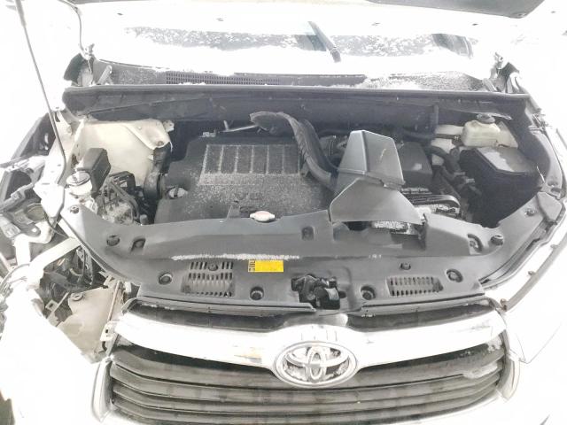 Photo 12 from auction – 2016 TOYOTA HIGHLANDER with VIN 5TDDKRFH0GS261410