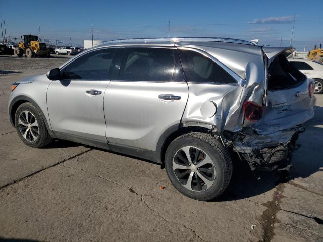 Photo 2 from auction – 2016 KIA SORENTO EX with VIN 5XYPH4A14GG055982