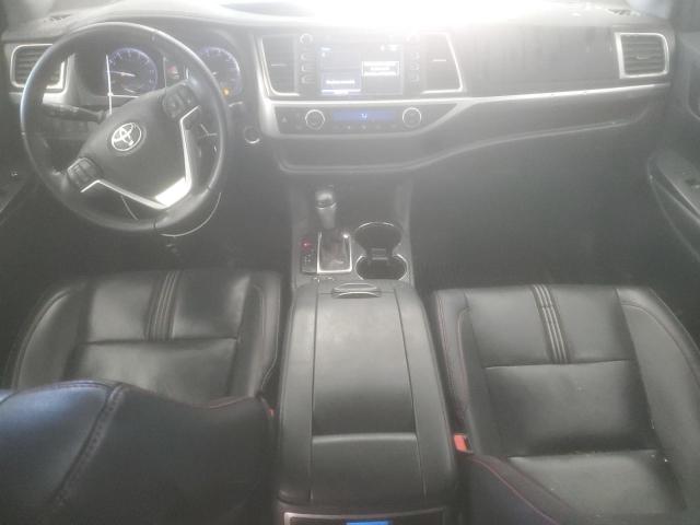 Photo 8 from auction – 2019 TOYOTA HIGHLANDER with VIN 5TDJZRFHXKS971860