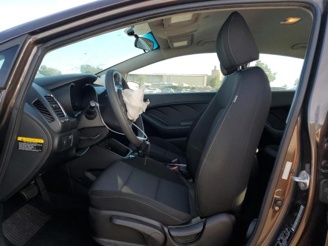 Photo 7 from auction – 2017 KIA FORTE LX with VIN 3KPFK4A78HE069402
