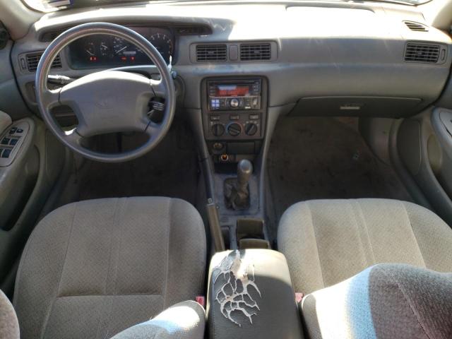 Photo 8 from auction – 2000 TOYOTA CAMRY LE with VIN 4T1BF22K5YU096418