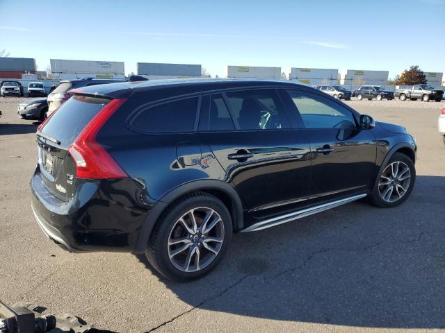 Photo 3 from auction – 2016 VOLVO V60 CROSS with VIN YV4612HK7G1003262