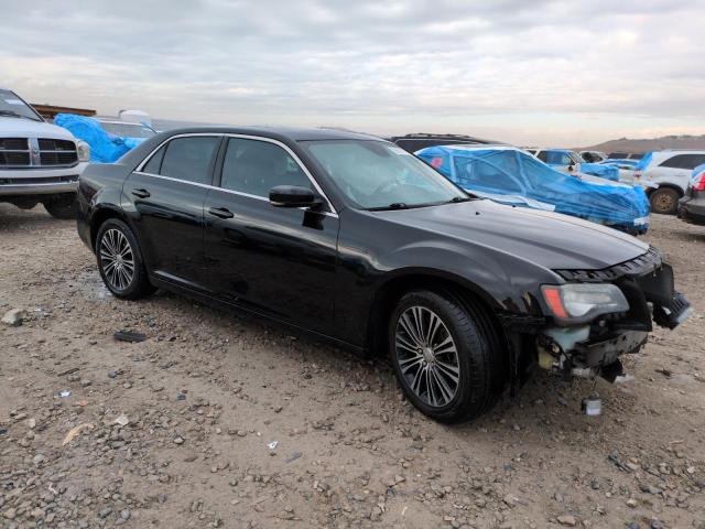 Photo 4 from auction – 2012 CHRYSLER 300 S with VIN 2C3CCAJT4CH137207