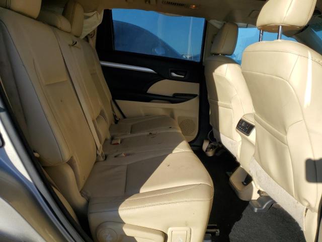 Photo 11 from auction – 2016 TOYOTA HIGHLANDER with VIN 5TDJKRFH3GS501827