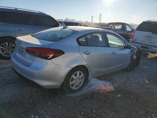Photo 3 from auction – 2018 KIA FORTE LX with VIN 3KPFK4A78JE236248