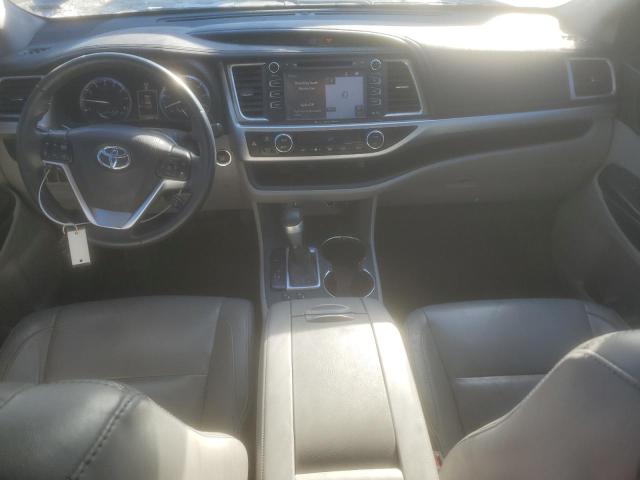 Photo 8 from auction – 2016 TOYOTA HIGHLANDER with VIN 5TDJKRFH5GS504292