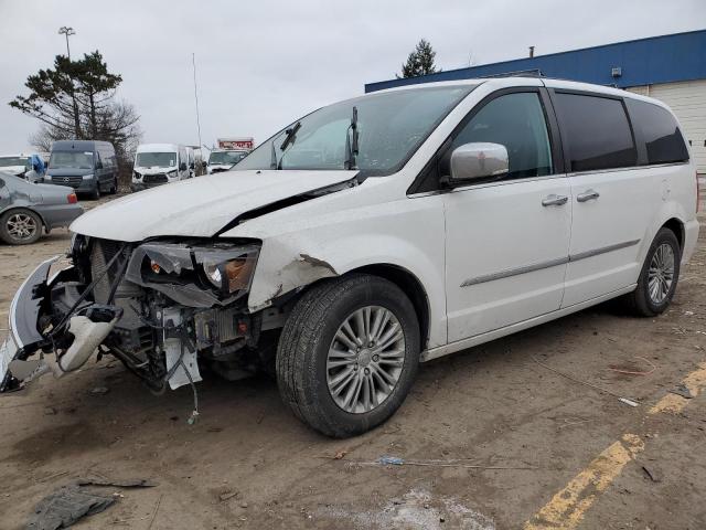 Photo 1 from auction – 2016 CHRYSLER TOWN & COU with VIN 2C4RC1CG0GR174874