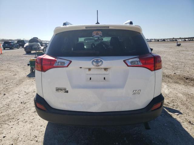 Photo 6 from auction – 2015 TOYOTA RAV4 XLE with VIN JTMRFREV3FD118639
