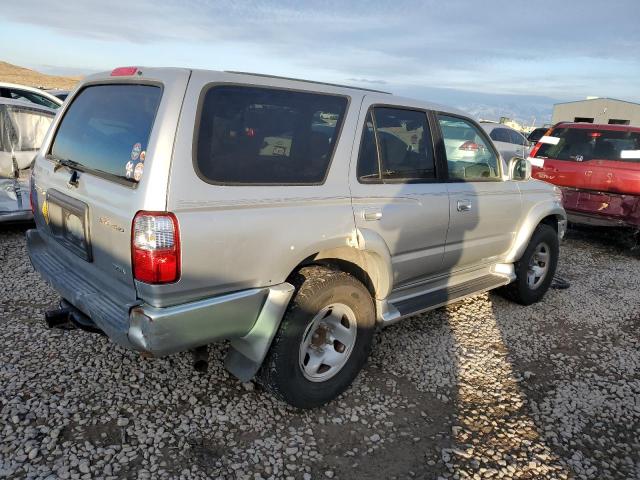 Photo 3 from auction – 2001 TOYOTA 4RUNNER SR with VIN JT3HN86R110355063