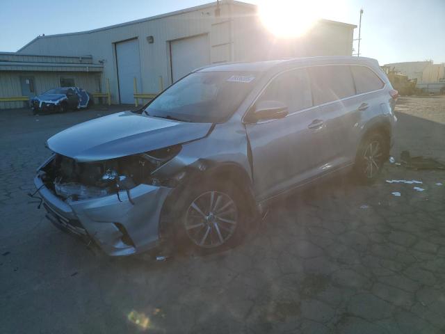 TOYOTA HIGHLANDER 2018 with VIN 5TDJZRFH7JS534705 - Photo from auction