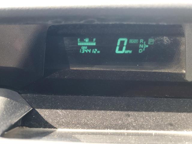 Photo 9 from auction – 2004 TOYOTA PRIUS with VIN JTDKB20U640024679