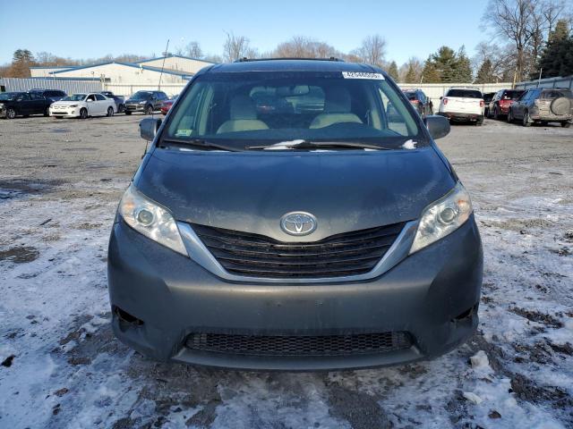 Photo 5 from auction – 2012 TOYOTA SIENNA LE with VIN 5TDKK3DC4CS224835