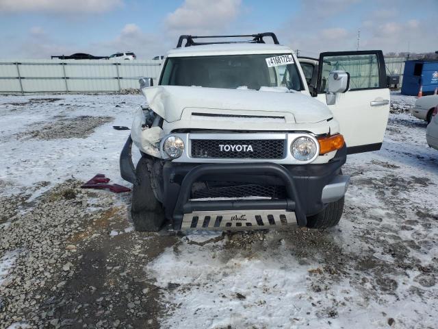 Photo 5 from auction – 2012 TOYOTA FJ CRUISER with VIN JTEBU4BF3CK133846