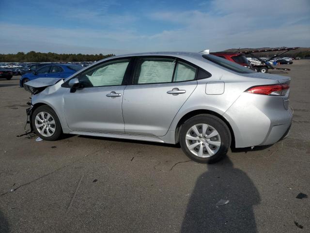 Photo 2 from auction – 2022 TOYOTA COROLLA LE with VIN JTDEPMAE8NJ211693
