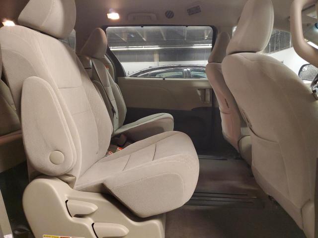 Photo 11 from auction – 2017 TOYOTA SIENNA LE with VIN 5TDKZ3DC0HS855150