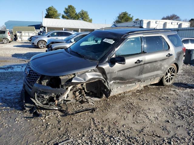 FORD EXPLORER S 2018 with VIN 1FM5K8GT8JGB11401 - Photo from auction