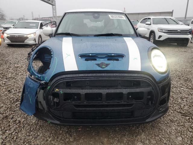 Photo 5 from auction – 2024 MINI COOPER SE with VIN WMW13DJ05R2V03765