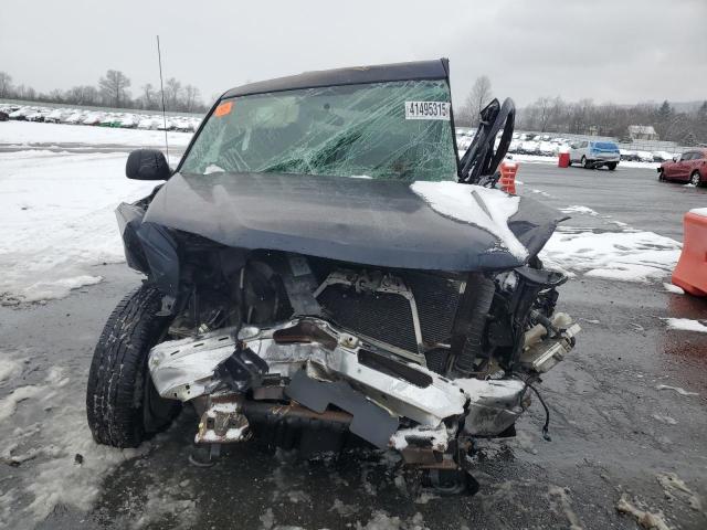 Photo 5 from auction – 2005 CHEVROLET SILVERADO with VIN 1GCEK19V75E184349