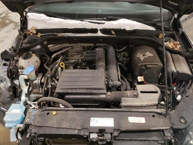 Photo 11 from auction – 2017 VOLKSWAGEN JETTA S with VIN 3VW2B7AJ4HM309026
