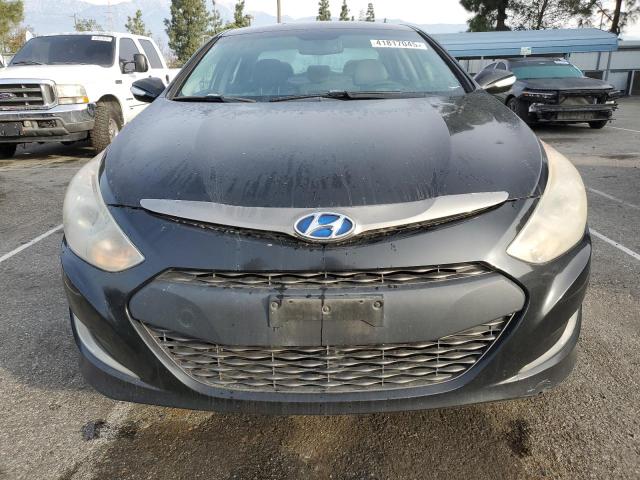 Photo 5 from auction – 2012 HYUNDAI SONATA HYB with VIN KMHEC4A47CA034520