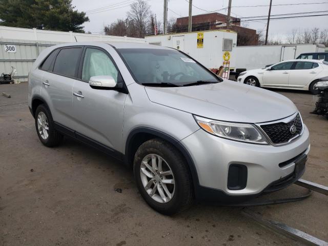 Photo 4 from auction – 2014 KIA SORENTO LX with VIN 5XYKT3A68EG461436