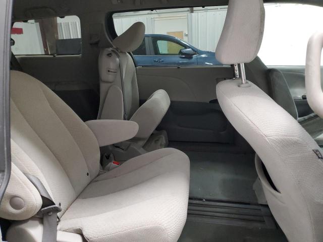 Photo 11 from auction – 2011 TOYOTA SIENNA LE with VIN 5TDKK3DC5BS172145