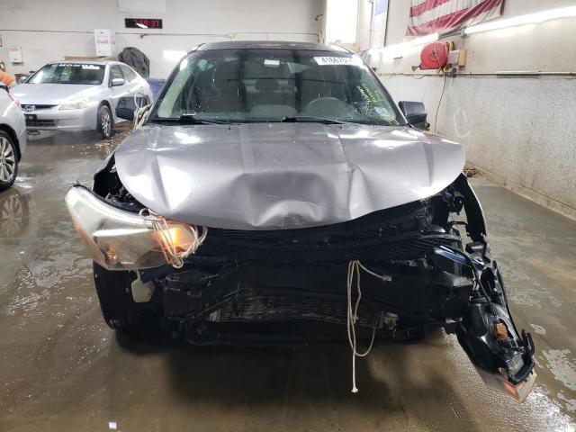 Foto 5 de la subasta – 2011 FORD FOCUS SE con VIN 1FAHP3FN8BW168073