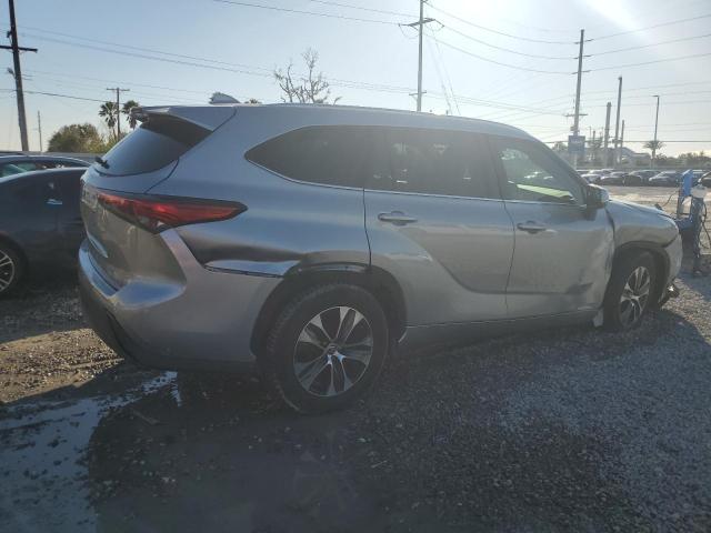 Photo 3 from auction – 2020 TOYOTA HIGHLANDER with VIN 5TDHZRAH3LS507994