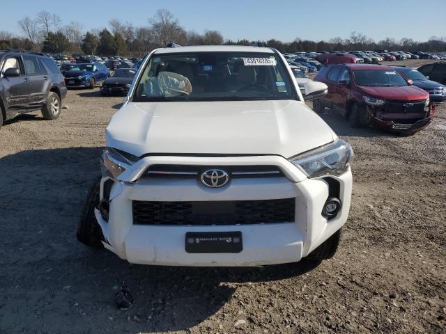 Photo 5 from auction – 2021 TOYOTA 4RUNNER SR with VIN JTEFU5JR7M5234245