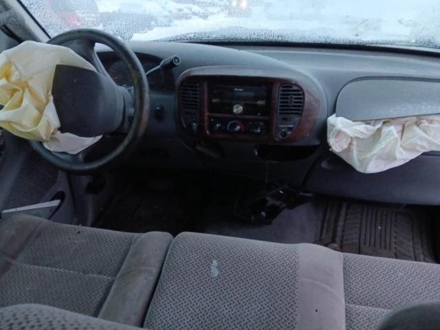 Photo 8 from auction – 2002 FORD F150 with VIN 2FTRX18L92CA18838