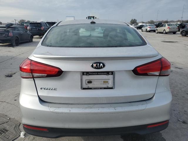 Photo 6 from auction – 2017 KIA FORTE LX with VIN 3KPFK4A71HE050111
