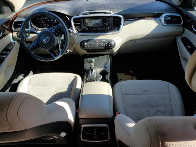 Photo 8 from auction – 2016 KIA SORENTO LX with VIN 5XYPG4A38GG148069