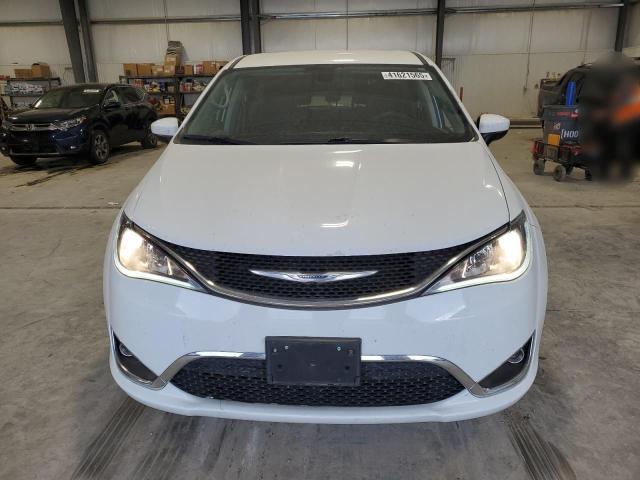Photo 5 from auction – 2017 CHRYSLER PACIFICA T with VIN 2C4RC1BGXHR753082