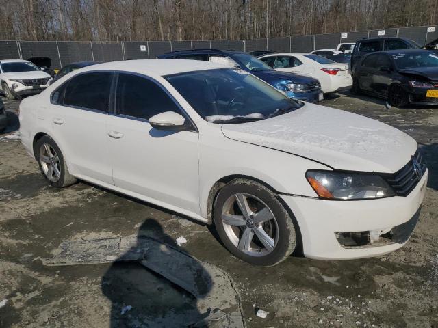 Photo 4 from auction – 2012 VOLKSWAGEN PASSAT SE with VIN 1VWBP7A31CC027827