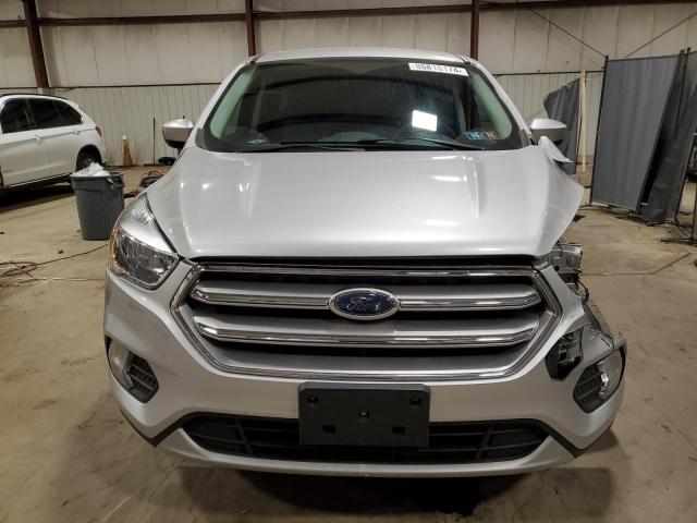 Photo 5 from auction – 2017 FORD ESCAPE SE with VIN 1FMCU9GD4HUB72269