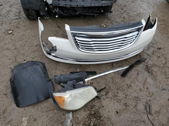 Photo 13 from auction – 2012 CHRYSLER TOWN & COU with VIN 2C4RC1BG3CR260787