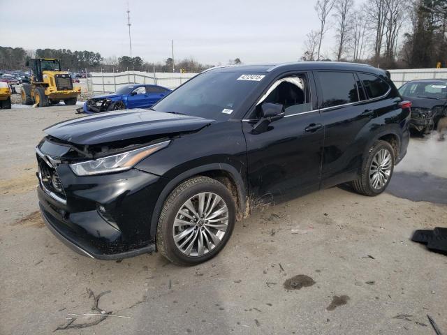 TOYOTA HIGHLANDER 2022 with VIN 5TDFZRAH4NS109994 - Photo from auction