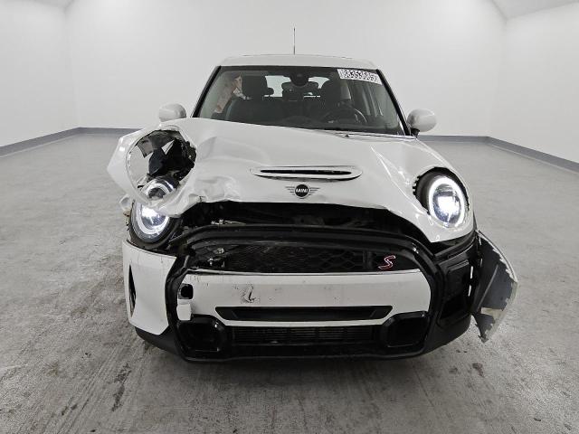 Photo 5 from auction – 2024 MINI COOPER S with VIN WMW53DK04R2V07872