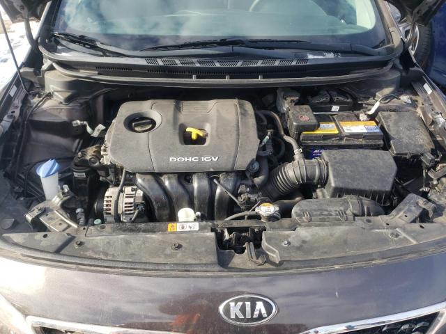 Photo 11 from auction – 2017 KIA FORTE LX with VIN 3KPFK4A72HE160911
